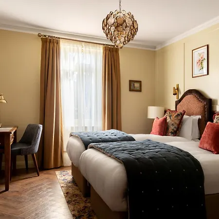 Coach & Horses 3* London