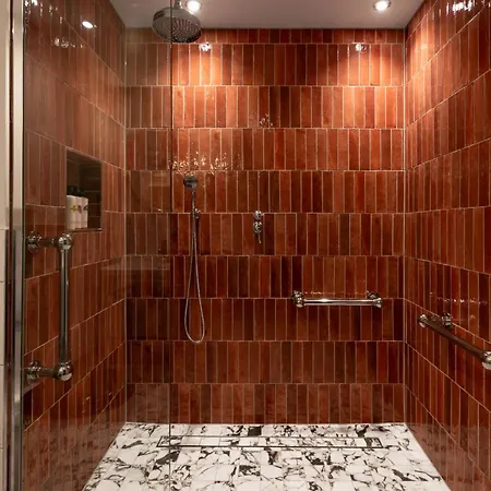 Hotel Coach & Horses 3*