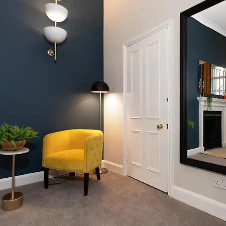 Apartment Off Oxford Circus! Large Unique Artist's Family And Friends