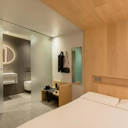 Zedwell Piccadilly Circus 3*