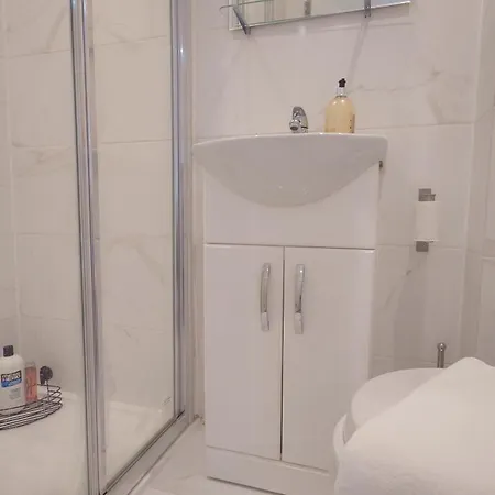 Comfort Camden Apartment *