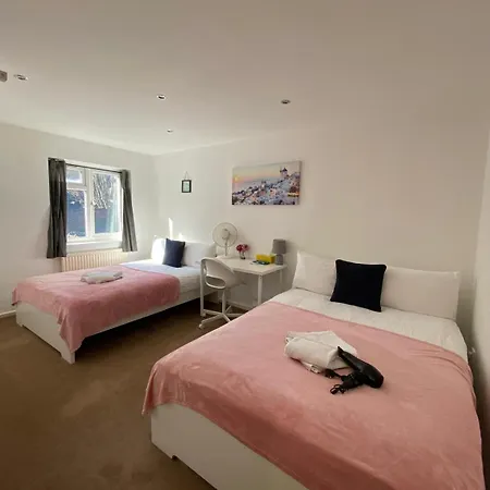 Comfy Bedrooms Near Euston Station - 1 Exmouth Homestay