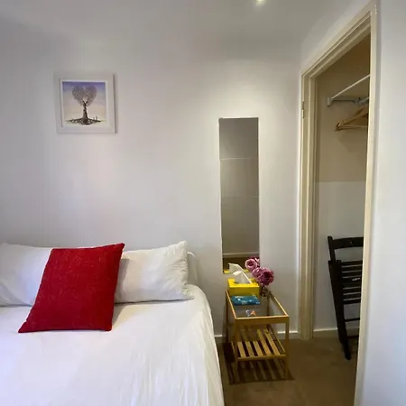Homestay Comfy Bedrooms Near Euston Station - 1 Exmouth *