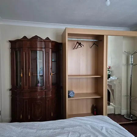Guest house Heathrow Airport