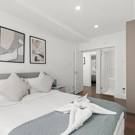 Luxury - Fitzrovia London