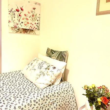 Retreat - 2 Bedroom Appartement *