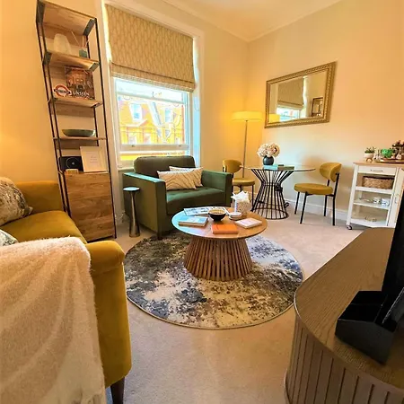 Apartment Knightsbridge Stylish 1 Bed Mins From Harrods London