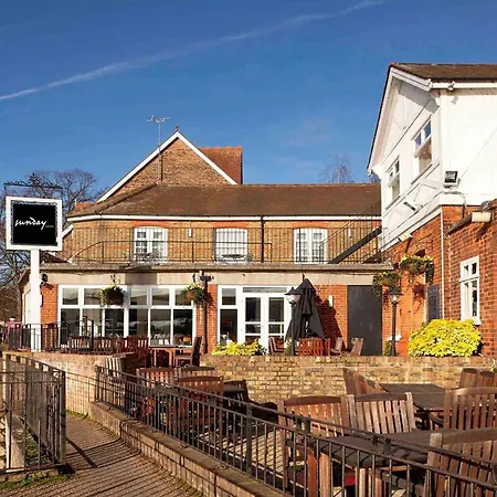 Mercure London Staines-Upon-Thames * London