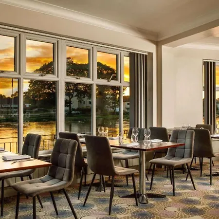 Mercure London Staines-Upon-Thames Londra