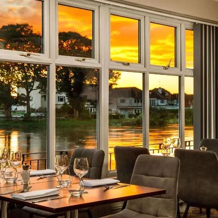 Mercure London Staines-Upon-Thames Londra