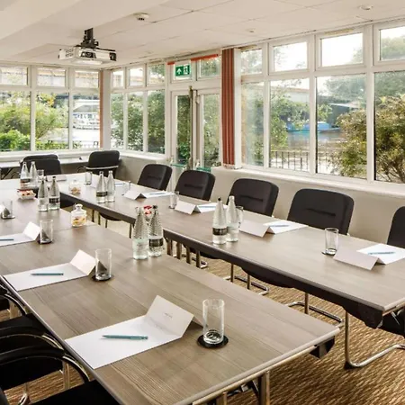 Hotel Mercure London Staines-Upon-Thames