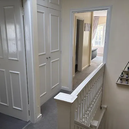 5 Bedroom 4 Bathroom 1 Reception House In Marylebone W1 London