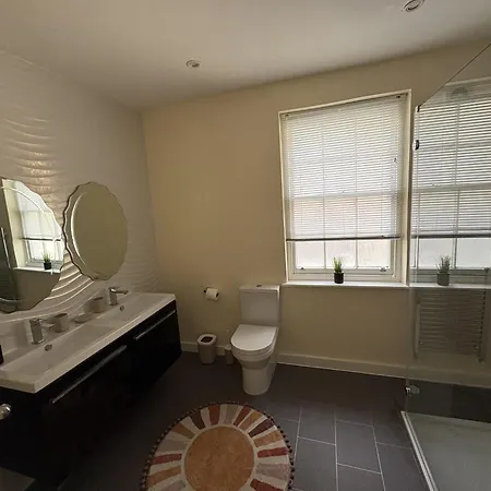 5 Bedroom 4 Bathroom 1 Reception House In Marylebone W1 * London