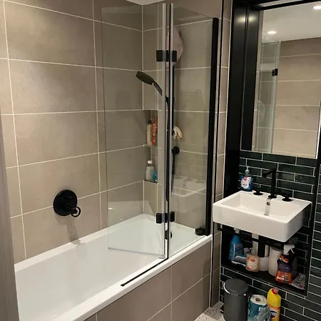 Beautiful One Bedroom London