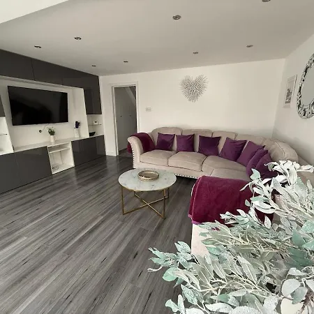 Jb Apartment *