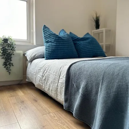 London Studio Stays Apartment *