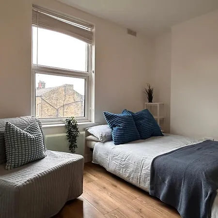 London Studio Stays Apartment *