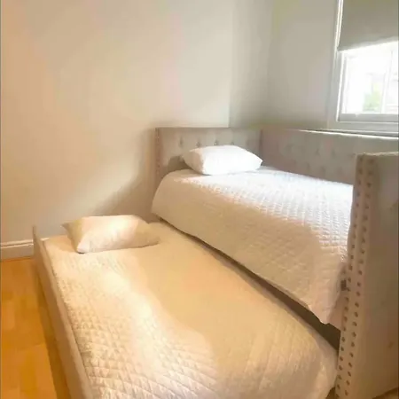 Apartment 8 Beds House *
