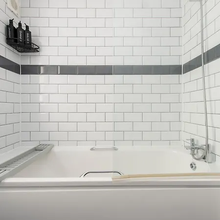 Stylish Luxe In Crayford Apartamento Erith