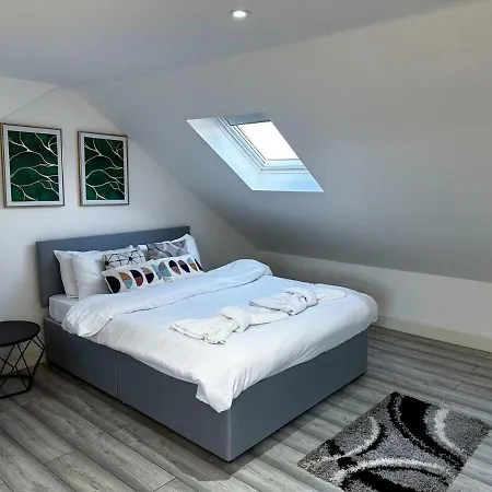 Apartment Stylish 3-bedroom *