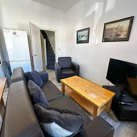 Apartment Stylish 3-bedroom