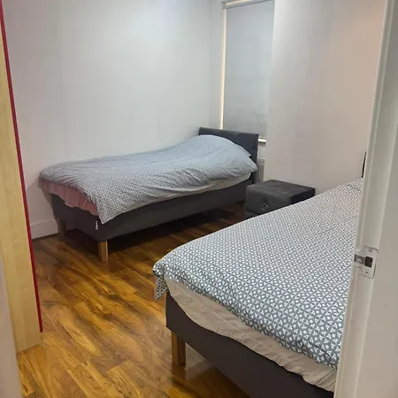 Apartment Flat Around Earls Court Station London