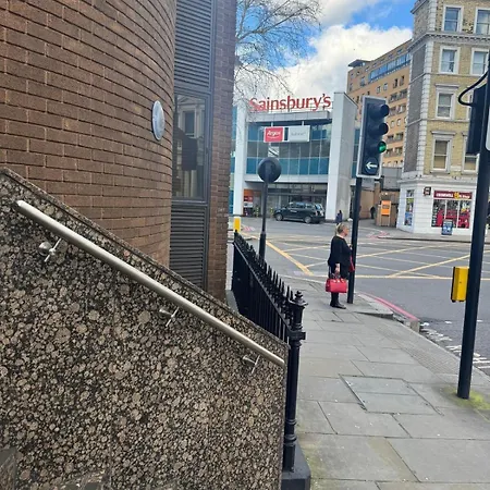 Apartment Flat Around Earls Court Station