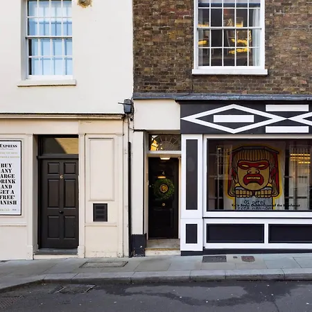 Mayfair 3-bed 5-guest Berkeley Square 1729 House Appartement