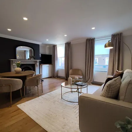 Cozy 2bed In The Citycenter Apartment