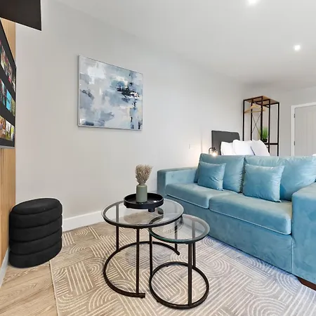 London Retreat - 20min To London * New Southgate