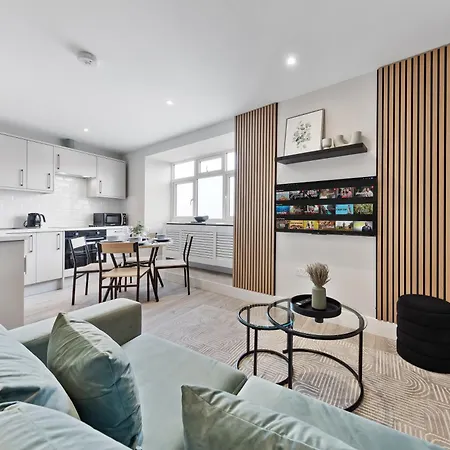 London Retreat - 20min To London