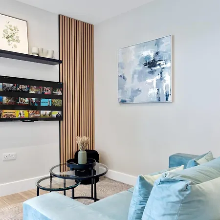 London Retreat - 20min To London Apartment