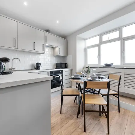 Apartment London Retreat - 20min To London *
