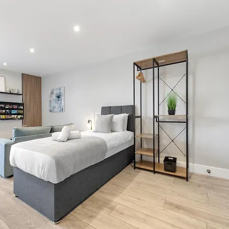 Apartment London Retreat - 20min To London New Southgate