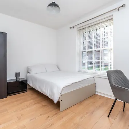 Shared In Hackney Guest house *