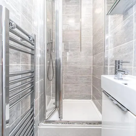 Guest house Shared In Hackney *