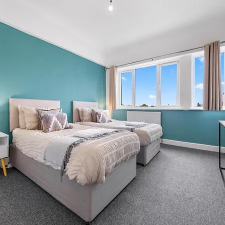 Retreat 2 Bed Beauty Apartment Twickenham