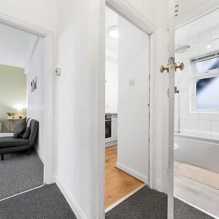 Retreat 2 Bed Beauty Apartment *
