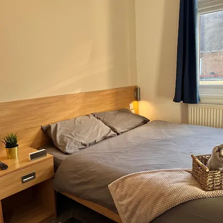 Apartment 45a London