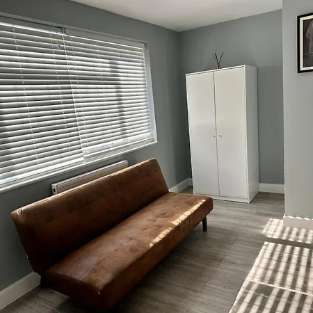 度假居 5 Ensuite Bedroom Near Heathrow & Business Hubs Ideal For Contractors!