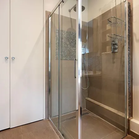 Veeve - The Brook Retreat London