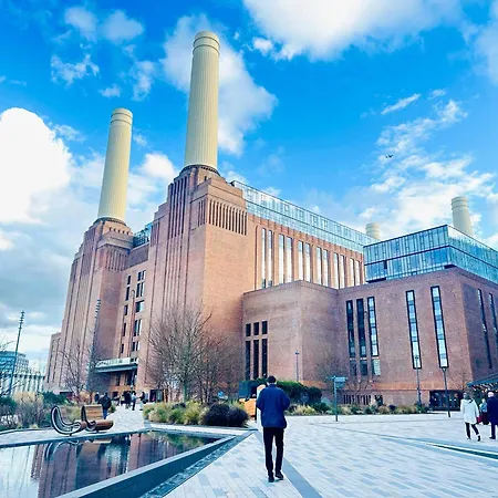Battersea 2 Bedroom Cosy Apartment *
