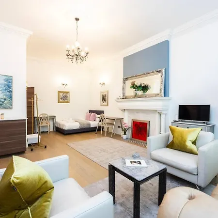Lovely 1 Bedroom West * London