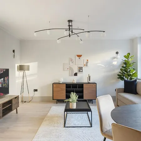 Modern Flat For 4 Ppl - 1min To Russel Square Tube *