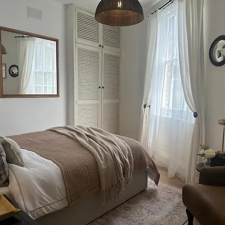 Entire Flat In The Diamond Of Battersea Londres