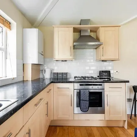 Apartamento Lovely 3-bed 20 Minutes To
