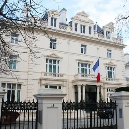 Cosy High-ceiling Victorian Flat With Balcony - 2mins To Hyde Park, Kensington Palace, Nottinghill, High Street Kensington,2br 2baths * לונדון