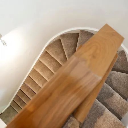 Welcome - Trafalgar Square Apartment London