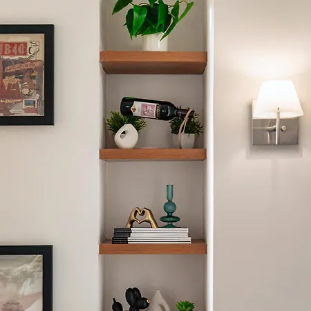 Welcome - Trafalgar Square Apartment *