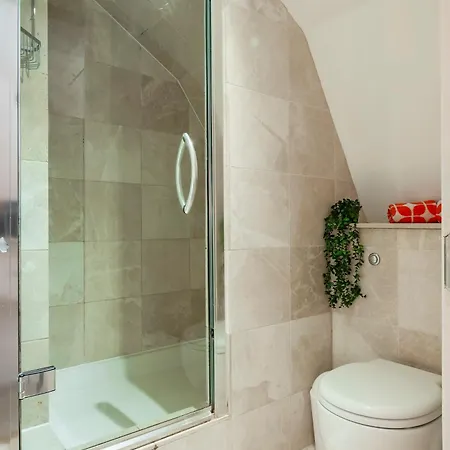 Apartment Welcome - Trafalgar Square